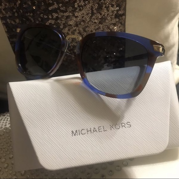 MK women’s sunglasses - Picture 3 of 3